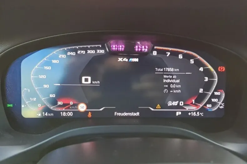 BMW X4 M (Seria X) din 2024 cu 17.900 km - oferta BMW183656 - foto 10