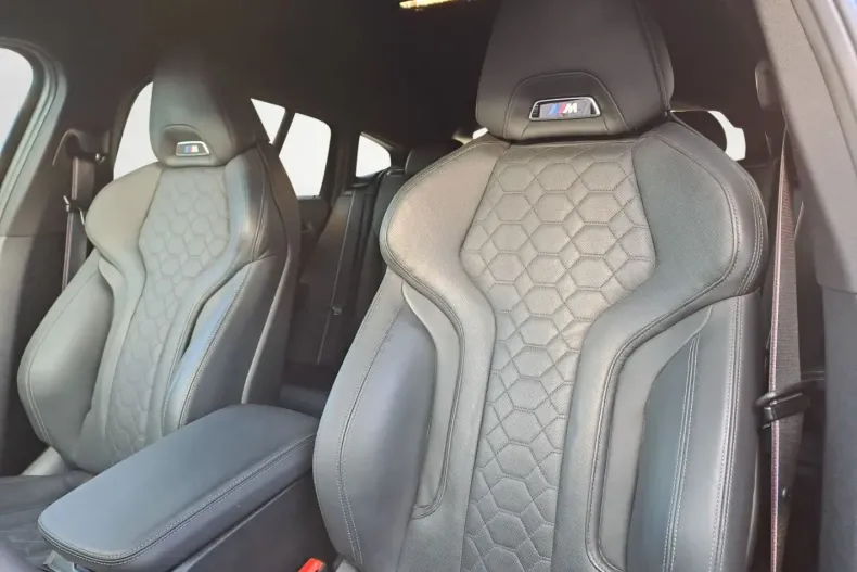 BMW X4 M (Seria X) din 2024 cu 17.900 km - oferta BMW183656 - foto 13