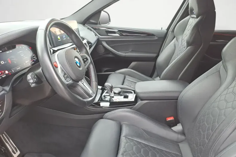 BMW X4 M (Seria X) din 2024 cu 27.590 km - oferta BMW183657 - foto 8