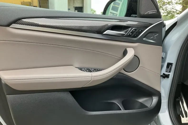 BMW X4 M (Seria X) din 2024 cu 28.200 km - oferta BMW183658 - foto 12