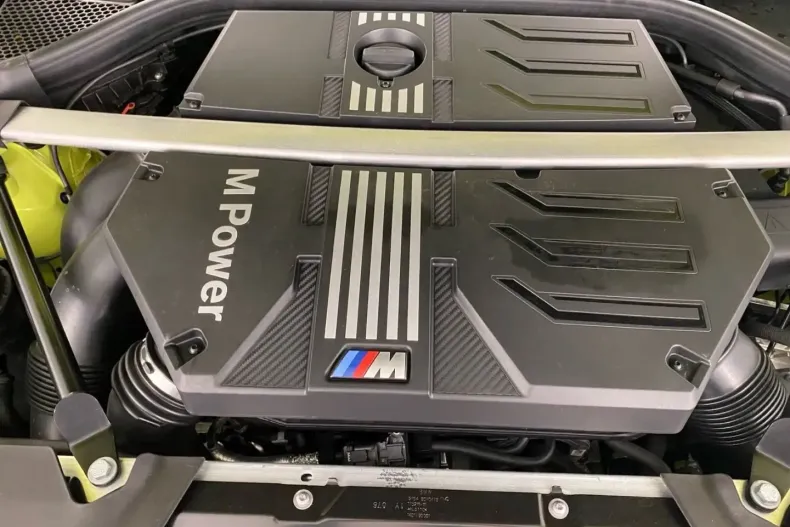 BMW X4 M (Seria X) din 2024 cu 33.921 km - oferta BMW183662 - foto 13