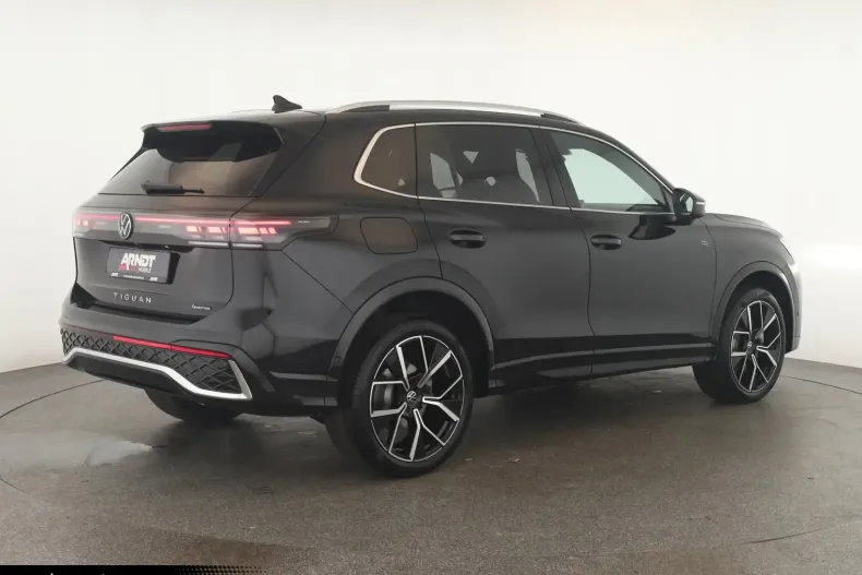 Volkswagen Tiguan din 2025 cu 6.000 km - oferta VOL183665 - foto 4