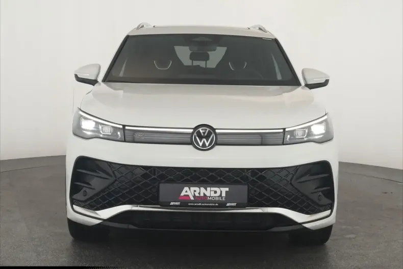 Volkswagen Tiguan din 2025 cu 6.000 km - oferta VOL183666 - foto 2