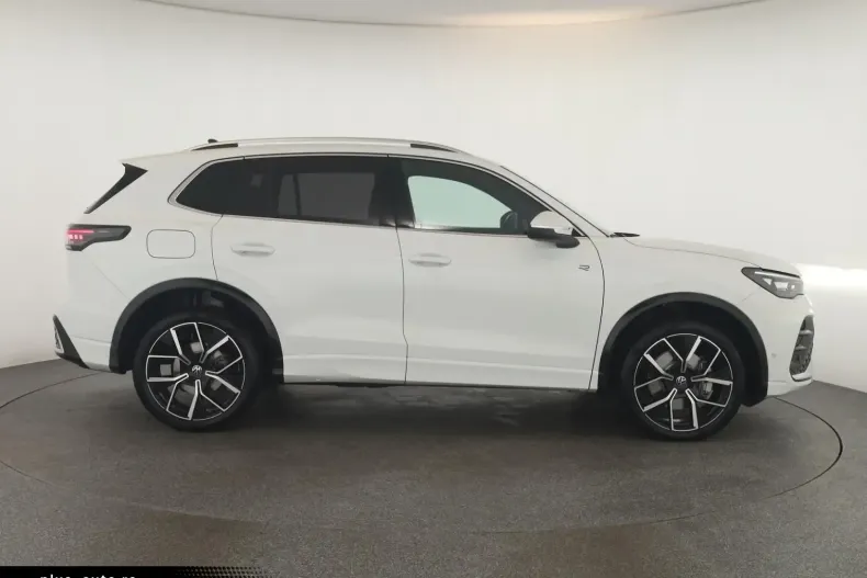 Volkswagen Tiguan din 2025 cu 6.000 km - oferta VOL183666 - foto 3