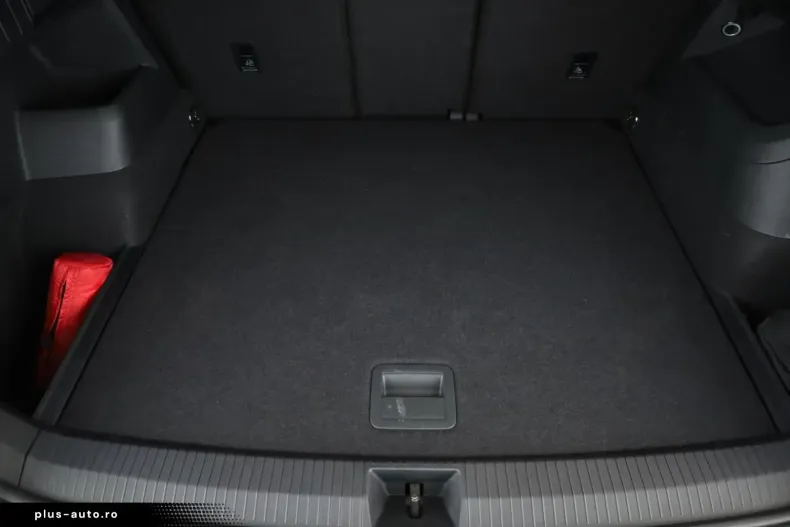 Volkswagen Tiguan din 2025 cu 6.000 km - oferta VOL183666 - foto 8