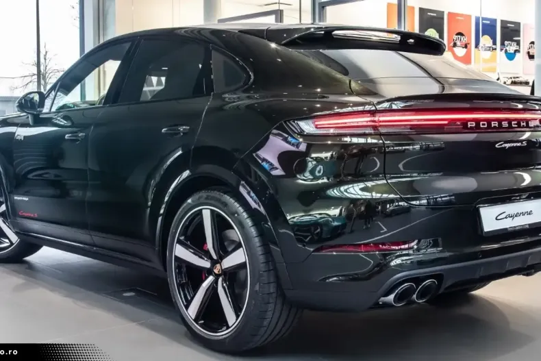 Porsche Cayenne din 2025 cu 9.700 km - oferta POR183670 - foto 3