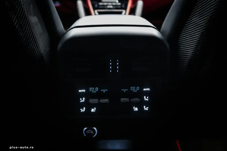 Porsche Cayenne din 2024 cu 30.470 km - oferta POR183676 - foto 21