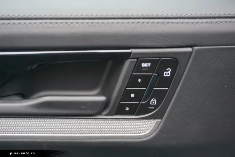 Porsche Cayenne din 2024 cu 31.374 km - oferta POR183678 - foto 24