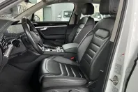 Volkswagen Touareg din 2022 cu 89.000 km - oferta VOL183680 - foto 9