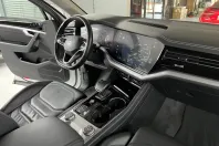 Volkswagen Touareg din 2022 cu 89.000 km - oferta VOL183680 - foto 11