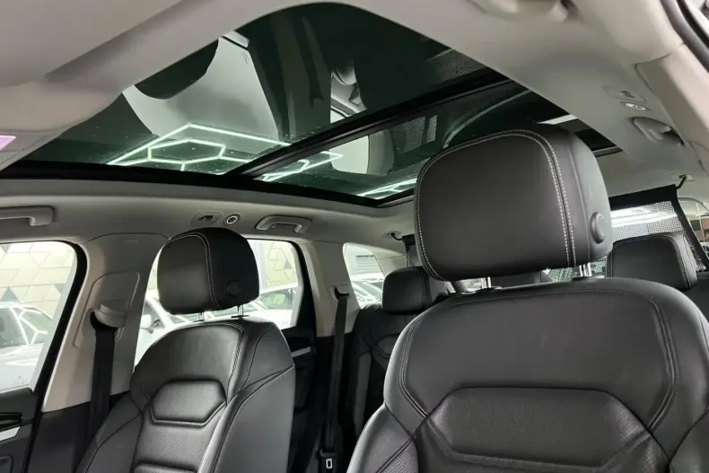 Volkswagen Touareg din 2022 cu 89.000 km - oferta VOL183680 - foto 14