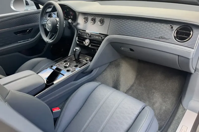 Bentley Flying Spur din 2024 cu 8.700 km - oferta BEN183681 - foto 18