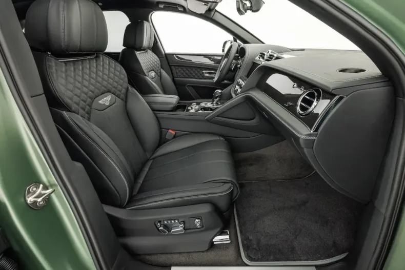 Bentley Bentayga din 2025 cu 17.600 km - oferta BEN183683 - foto 22