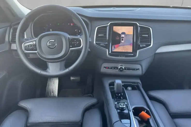 Volvo XC90 din 2024 cu 29.846 km - oferta VOL183685 - foto 9