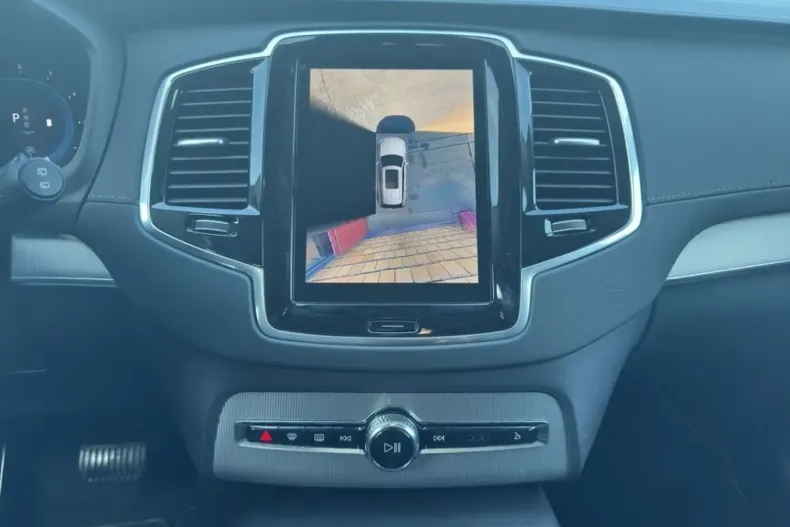 Volvo XC90 din 2024 cu 29.846 km - oferta VOL183685 - foto 10