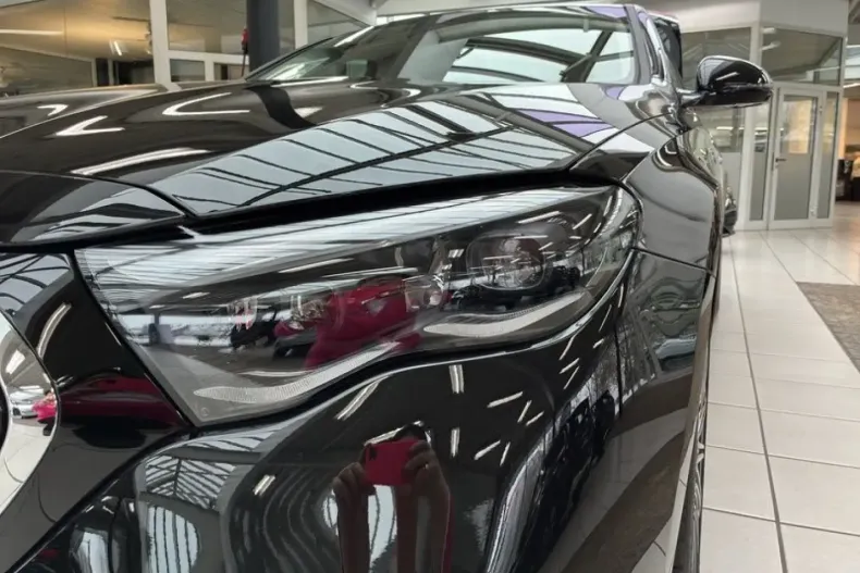 Mercedes-Benz E 200 (Clasa E) din 2025 cu 9.037 km - oferta MER183686 - foto 11