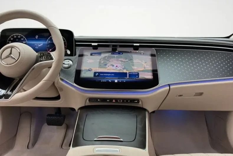 Mercedes-Benz E 200 (Clasa E) din 2025 cu 9.037 km - oferta MER183686 - foto 16