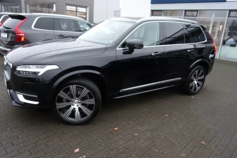 Volvo XC90 din 2022 cu 39.800 km - oferta VOL183687 - foto 2