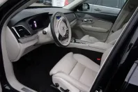 Volvo XC90 din 2022 cu 39.800 km - oferta VOL183687 - foto 3