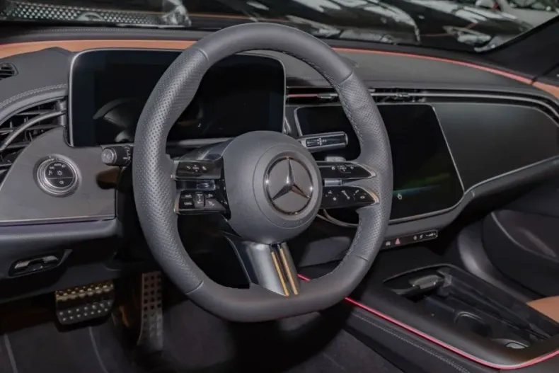 Mercedes-Benz E 200 (Clasa E) din 2025 cu 9.496 km - oferta MER183688 - foto 10