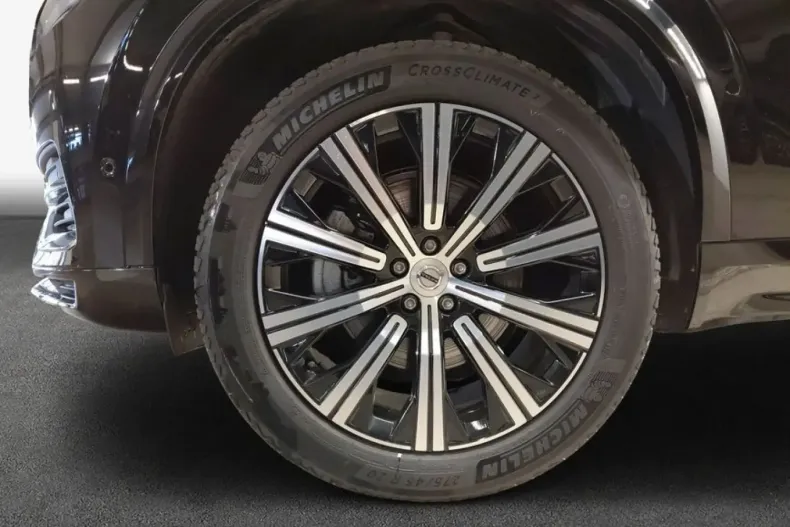 Volvo XC90 din 2024 cu 32.263 km - oferta VOL183689 - foto 7