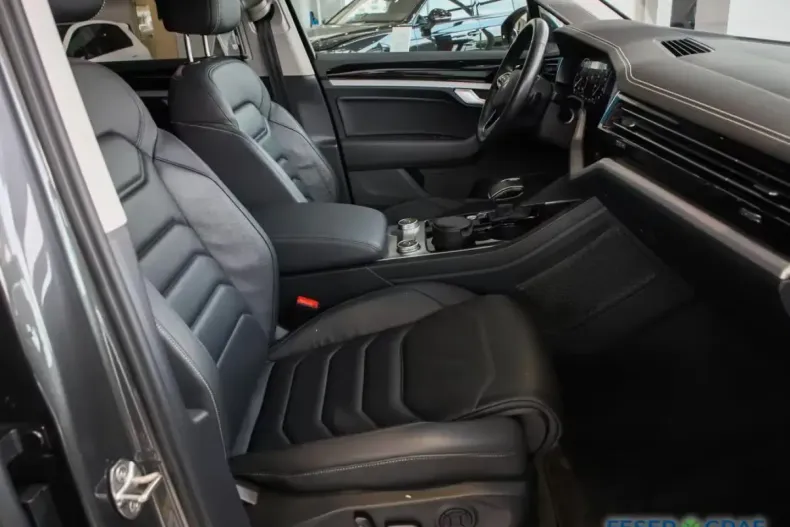 Volkswagen Touareg din 2022 cu 62.050 km - oferta VOL183691 - foto 5