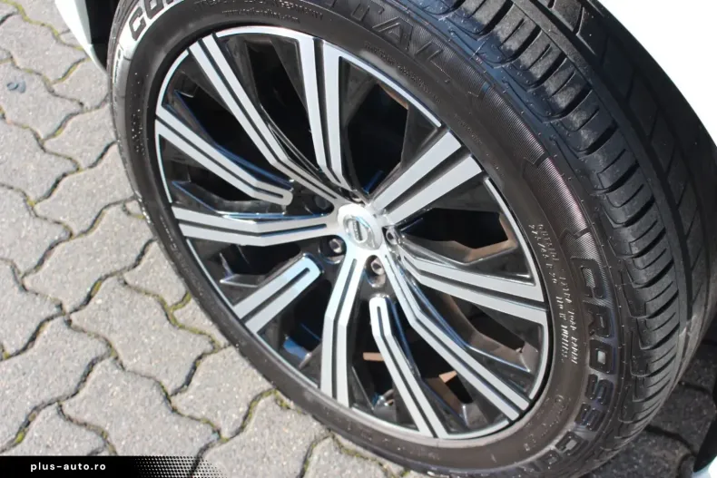 Volvo XC90 din 2021 cu 49.500 km - oferta VOL183692 - foto 5