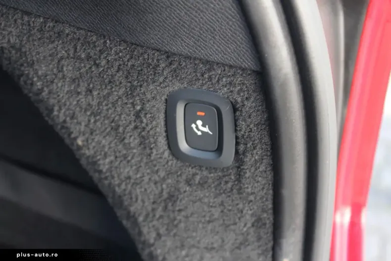 Volvo XC90 din 2021 cu 49.500 km - oferta VOL183692 - foto 8