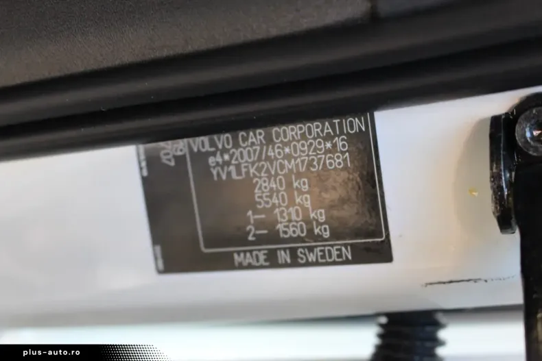 Volvo XC90 din 2021 cu 49.500 km - oferta VOL183692 - foto 9