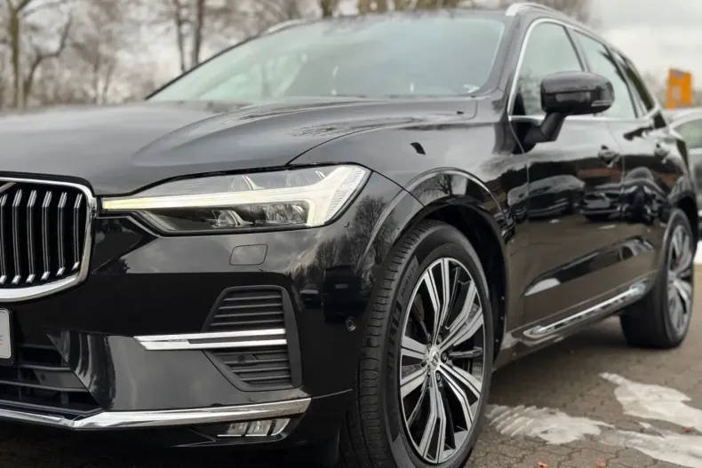 Volvo XC60 din 2023 cu 44.900 km - oferta VOL183693 - foto 2