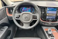 Volvo XC60 din 2023 cu 44.900 km - oferta VOL183693 - foto 5