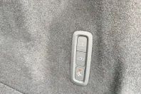 Volvo XC60 din 2023 cu 44.900 km - oferta VOL183693 - foto 13