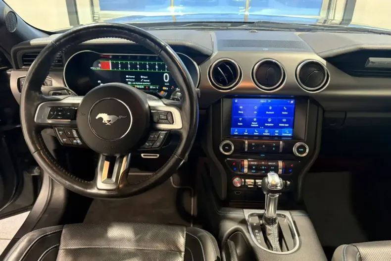 Ford Mustang din 2022 cu 37.950 km - oferta FOR183694 - foto 8