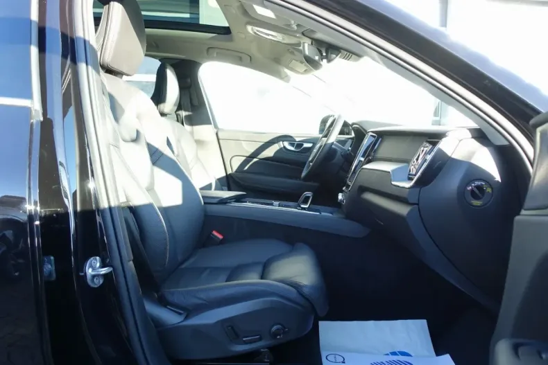 Volvo XC60 din 2023 cu 47.800 km - oferta VOL183695 - foto 10