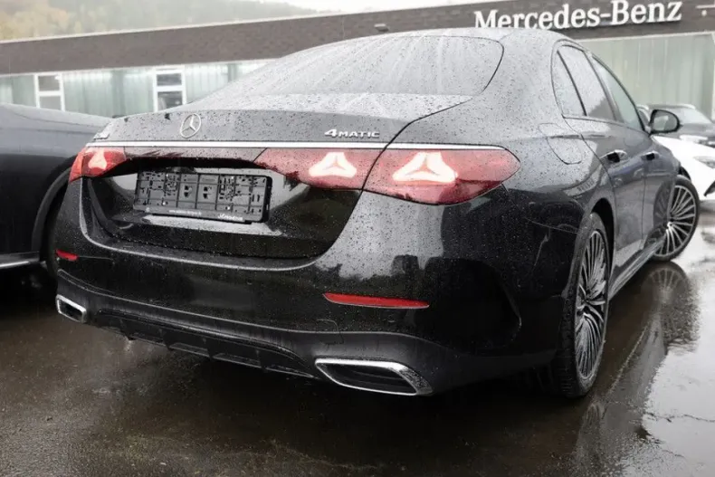 Mercedes-Benz E 200 (Clasa E) din 2025 cu 11.449 km - oferta MER183696 - foto 3