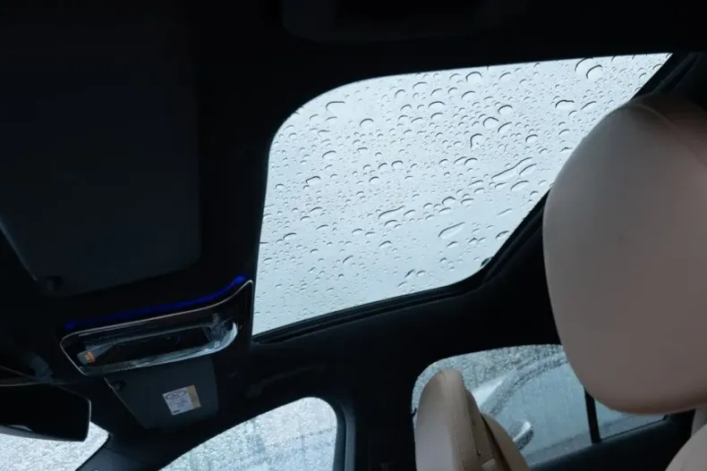 Mercedes-Benz E 200 (Clasa E) din 2025 cu 11.449 km - oferta MER183696 - foto 19