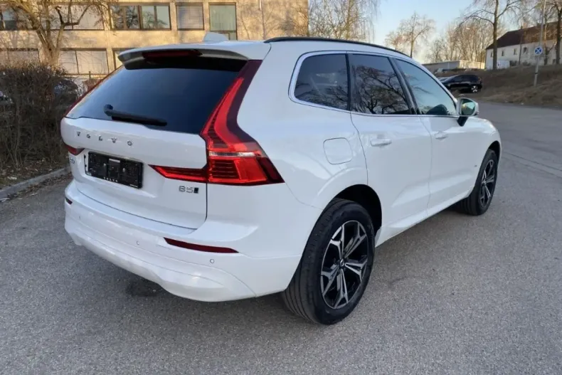 Volvo XC60 din 2021 cu 30.950 km - oferta VOL183697 - foto 3