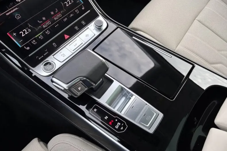 Audi A8 din 2023 cu 48.250 km - oferta AUD183699 - foto 21