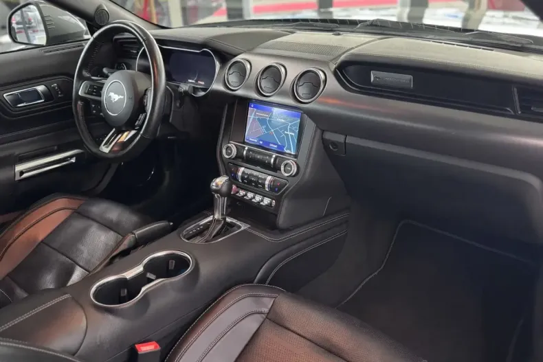 Ford Mustang din 2022 cu 34.100 km - oferta FOR183702 - foto 29