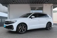 Volkswagen Touareg din 2024 cu 70.800 km - oferta VOL183707 - foto 2