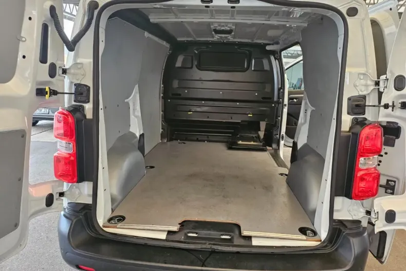 Citroën Jumpy din 2024 cu 31.320 km - oferta CIT183711 - foto 8