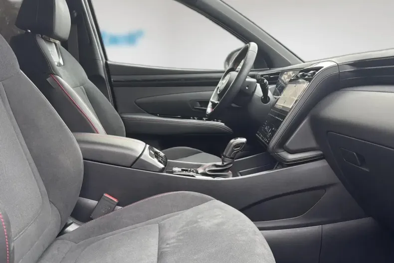 Hyundai TUCSON din 2024 cu 24.214 km - oferta HYU183714 - foto 13