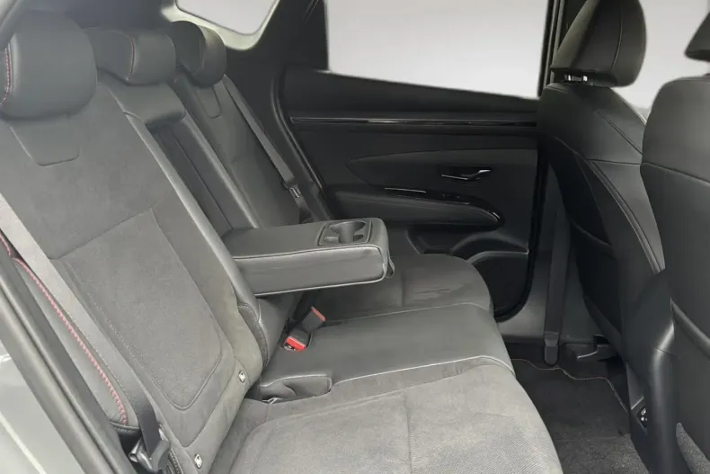 Hyundai TUCSON din 2024 cu 24.214 km - oferta HYU183714 - foto 15