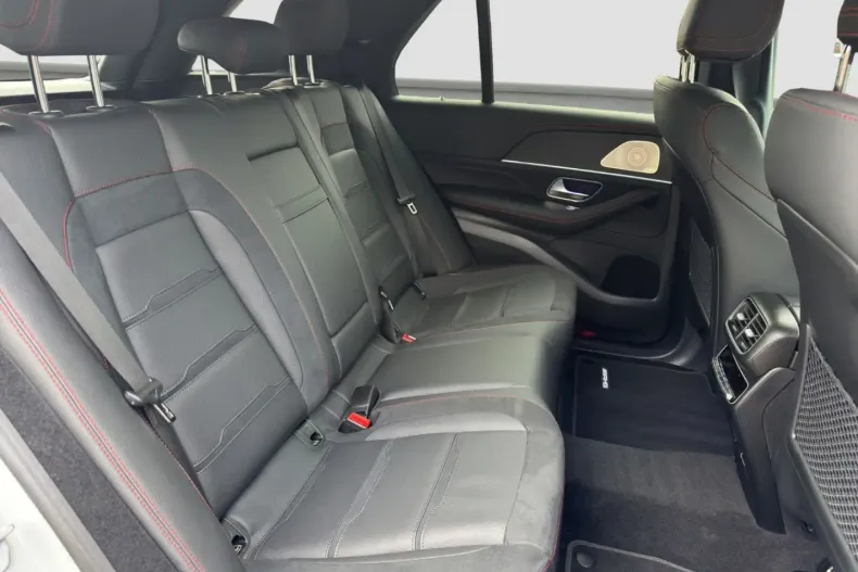 Mercedes-Benz GLE 53 AMG (Clasa GLE) din 2024 cu 10.300 km - oferta MER183720 - foto 17