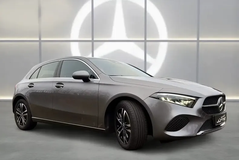 Mercedes-Benz A 180 (Clasa A) din 2024 cu 14.400 km - oferta MER183726 - foto 3