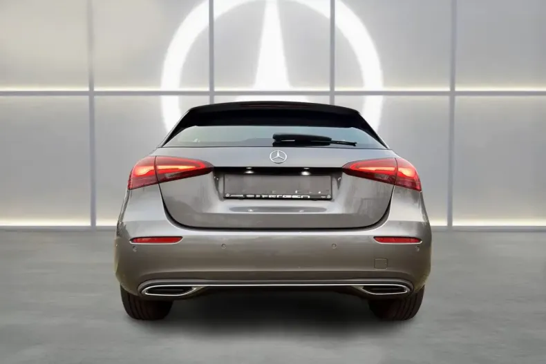 Mercedes-Benz A 180 (Clasa A) din 2024 cu 14.400 km - oferta MER183726 - foto 5