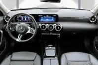 Mercedes-Benz A 180 (Clasa A) din 2024 cu 14.400 km - oferta MER183726 - foto 17