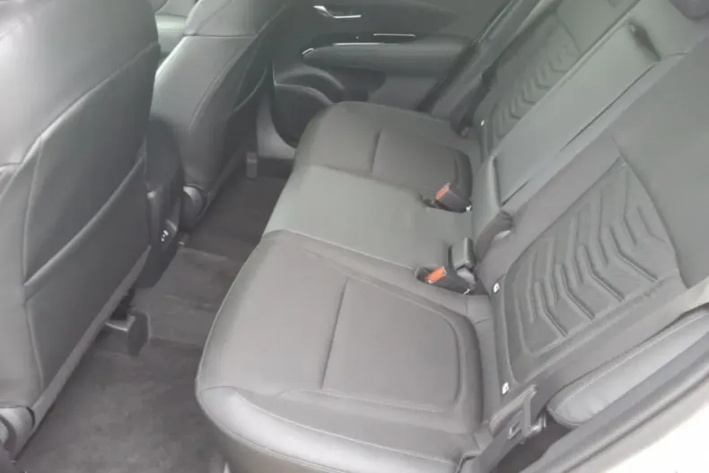 Hyundai TUCSON din 2024 cu 11.852 km - oferta HYU183727 - foto 16