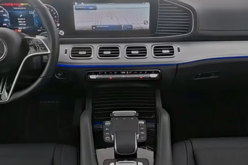 Mercedes-Benz GLE 350 (Clasa GLE) din 2025 cu 24.000 km - oferta MER183730 - foto 5