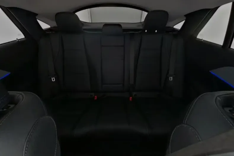 Mercedes-Benz GLE 350 (Clasa GLE) din 2025 cu 24.000 km - oferta MER183730 - foto 8